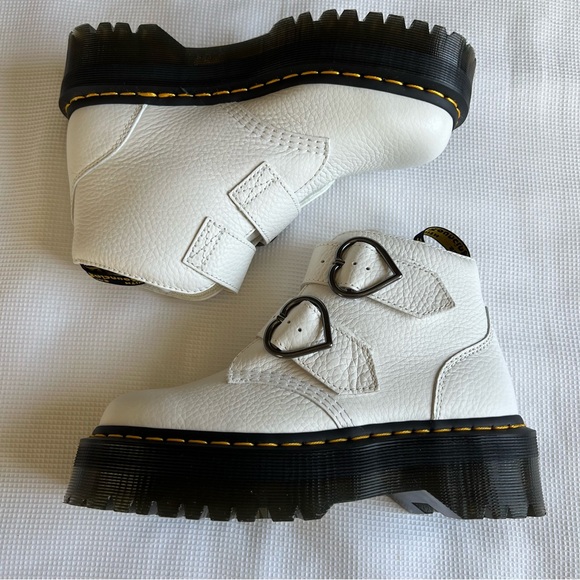 Dr. Martens Devon Heart Platform Boots - Picture 3 of 16